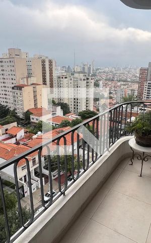 Apartamento à venda com 135m², 3 quartos e 3 vagas Apartamento à venda com 135m², 3 quartos e 3 vagasVaranda