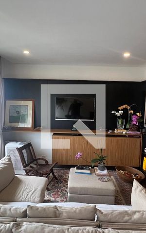 Apartamento à venda com 135m², 3 quartos e 3 vagas Apartamento à venda com 135m², 3 quartos e 3 vagasSala