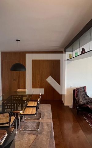 Apartamento à venda com 135m², 3 quartos e 3 vagas Apartamento à venda com 135m², 3 quartos e 3 vagasSala