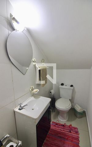Casa à venda com 202m², 3 quartos e 1 vaga Casa à venda com 202m², 3 quartos e 1 vagaLavabo