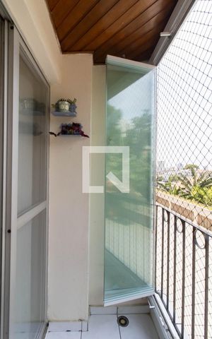 Apartamento para alugar com 67m², 3 quartos e 1 vaga Apartamento para alugar com 67m², 3 quartos e 1 vagaVaranda