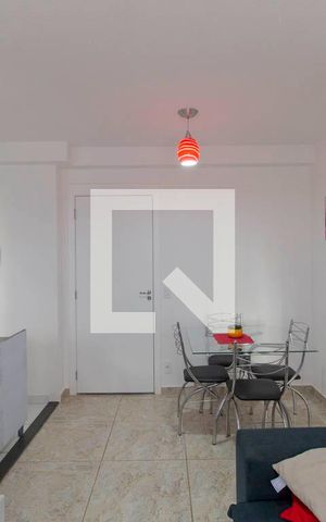 Apartamento à venda com 42m², 2 quartos e sem vagaSala