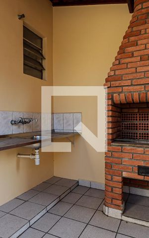 Casa de condomínio para alugar com 150m², 3 quartos e 4 vagas Casa de condomínio para alugar com 150m², 3 quartos e 4 vagasÁrea gourmet / quintal