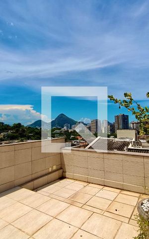 Apartamento à venda com 280m², 3 quartos e 1 vaga Apartamento à venda com 280m², 3 quartos e 1 vagaCobertura 3
