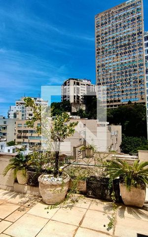 Apartamento à venda com 280m², 3 quartos e 1 vaga Apartamento à venda com 280m², 3 quartos e 1 vagaCobertura 3
