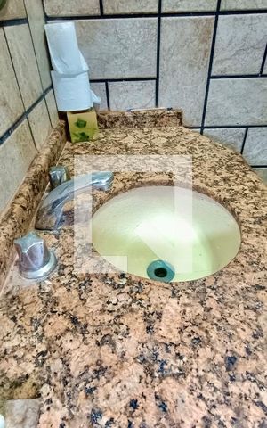 Apartamento à venda com 280m², 3 quartos e 1 vaga Apartamento à venda com 280m², 3 quartos e 1 vagaBanheiro social