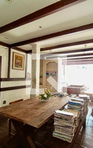 Apartamento à venda com 280m², 3 quartos e 1 vaga Apartamento à venda com 280m², 3 quartos e 1 vagaSala 2 piso