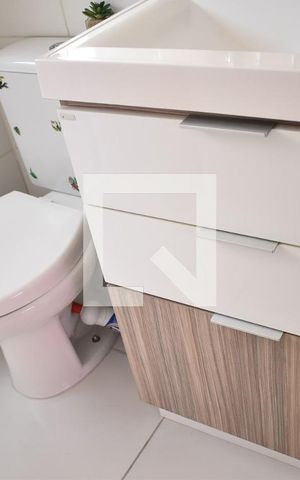 Apartamento à venda com 43m², 2 quartos e sem vagaBanheiro - Armário