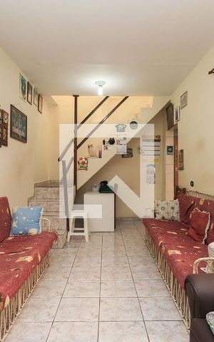 Casa à venda com 600m², 5 quartos e 6 vagas Casa à venda com 600m², 5 quartos e 6 vagasSala 1