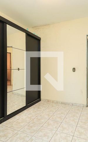 Casa à venda com 600m², 5 quartos e 6 vagas Casa à venda com 600m², 5 quartos e 6 vagasQuarto 1