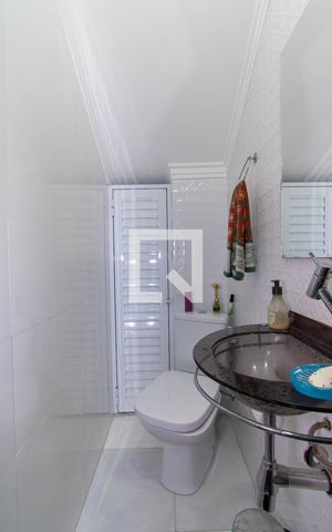 Casa para alugar com 315m², 3 quartos e 6 vagas Casa para alugar com 315m², 3 quartos e 6 vagasLavabo