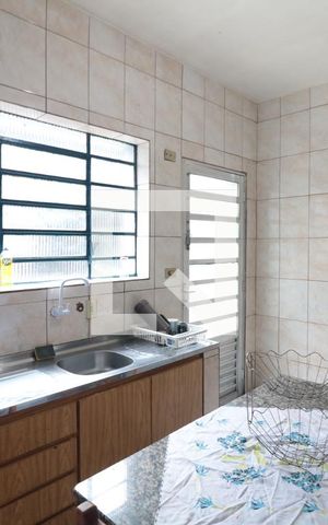 Casa à venda com 99m², 2 quartos e 1 vagaCozinha