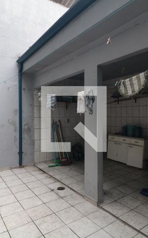 Casa à venda com 99m², 2 quartos e 1 vagaÁrea de Serviço