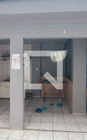 Casa à venda com 99m², 2 quartos e 1 vagaÁrea de Serviço