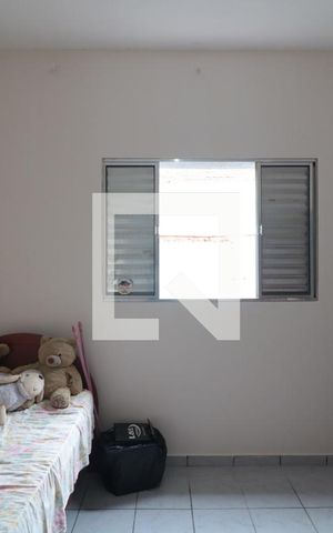 Casa à venda com 99m², 2 quartos e 1 vagaQuarto