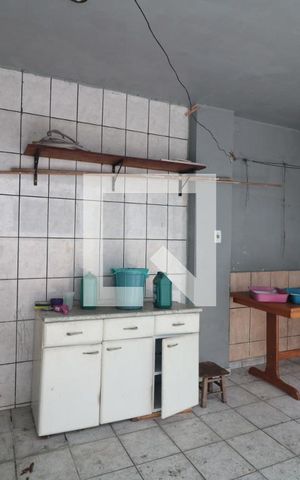 Casa à venda com 99m², 2 quartos e 1 vagaÁrea de Serviço