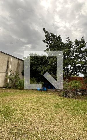 Casa à venda com 150m², 2 quartos e 6 vagasPátio 