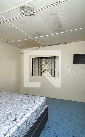 Casa à venda com 160m², 6 quartos e 3 vagasQuarto 6 casa 2