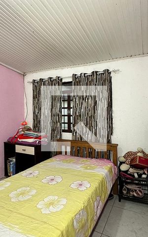 Casa à venda com 160m², 6 quartos e 3 vagasQuarto 3 casa 1