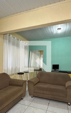 Casa à venda com 160m², 6 quartos e 3 vagasSala 1 casa 1