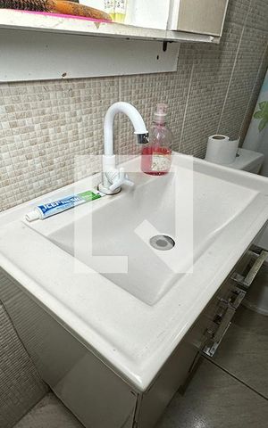 Casa à venda com 160m², 6 quartos e 3 vagasBanheiro 1 casa 1