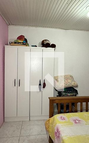 Casa à venda com 160m², 6 quartos e 3 vagasQuarto 3 casa 1