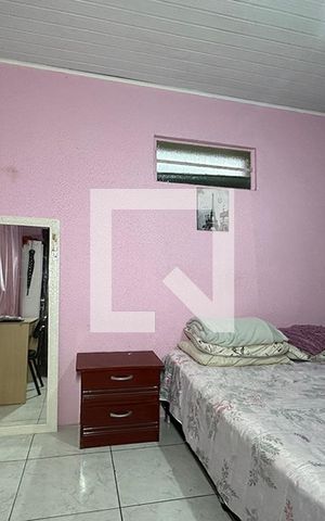 Casa à venda com 160m², 6 quartos e 3 vagasQuarto 2 casa 1