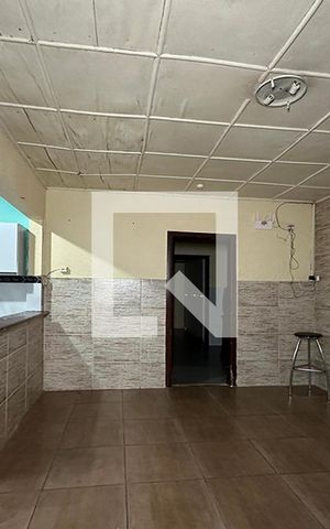 Casa à venda com 160m², 6 quartos e 3 vagasSala 2 casa 2