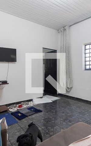 Casa à venda com 170m², 3 quartos e 2 vagas Casa à venda com 170m², 3 quartos e 2 vagasSala 1