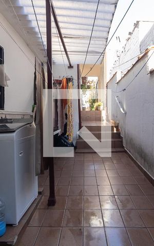 Casa à venda com 170m², 3 quartos e 2 vagas Casa à venda com 170m², 3 quartos e 2 vagasLavanderia