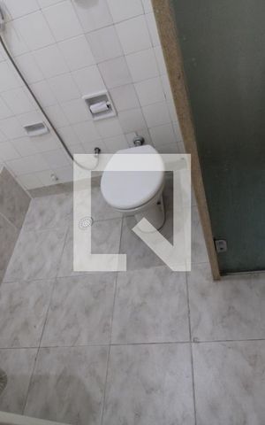 Apartamento à venda com 94m², 2 quartos e 1 vagaBanheiro 