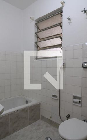 Apartamento à venda com 94m², 2 quartos e 1 vagaBanheiro 