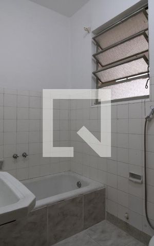 Apartamento à venda com 94m², 2 quartos e 1 vagaBanheiro 