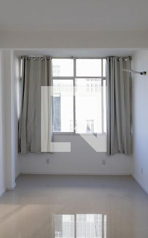 Studio para alugar com 30m², 0 quarto e sem vaga Studio para alugar com 30m², 0 quarto e sem vagaStudio