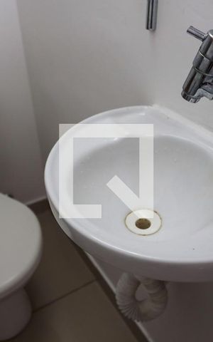 Casa de condomínio para alugar com 75m², 2 quartos e 1 vaga Casa de condomínio para alugar com 75m², 2 quartos e 1 vagaLavabo- detalhes