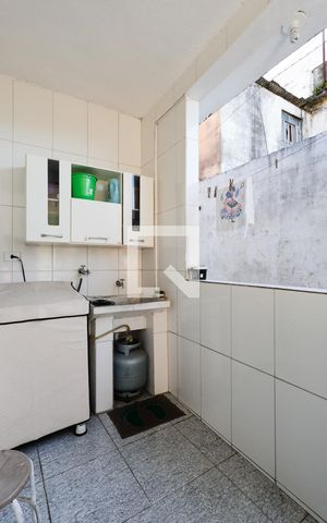 Casa à venda com 450m², 2 quartos e sem vagaÁrea de serviço