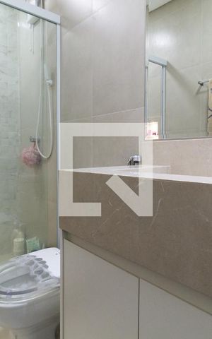 Casa à venda com 104m², 3 quartos e 2 vagasBanheiro