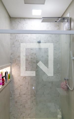 Casa à venda com 104m², 3 quartos e 2 vagasBanheiro