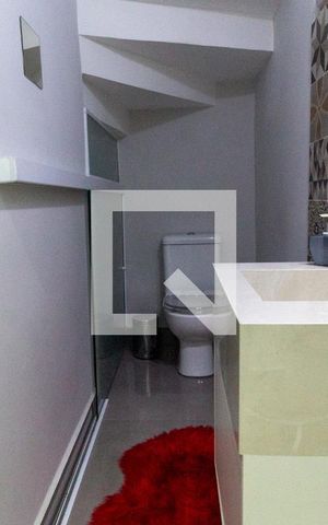 Casa à venda com 104m², 3 quartos e 2 vagasLavabo