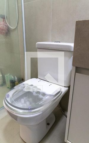 Casa à venda com 104m², 3 quartos e 2 vagasBanheiro