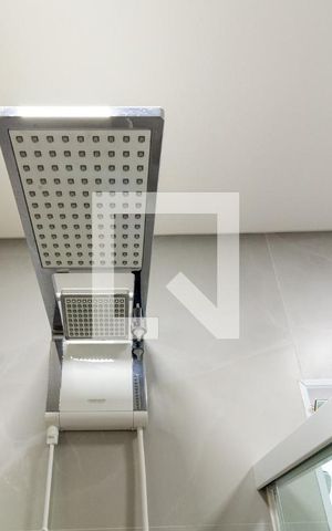 Casa à venda com 104m², 3 quartos e 2 vagasDetalhe do Banheiro da Suite