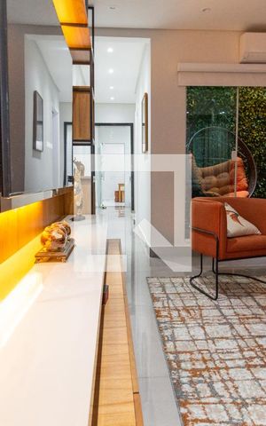 Casa à venda com 104m², 3 quartos e 2 vagasSala
