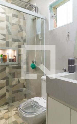 Casa à venda com 104m², 3 quartos e 2 vagasBanheiro da Suíte