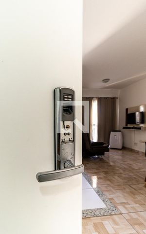 Apartamento à venda com 41m², 1 quarto e 1 vagaFechadura Eletrônica