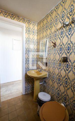 Casa à venda com 250m², 3 quartos e 3 vagas Casa à venda com 250m², 3 quartos e 3 vagasBanheiro 2