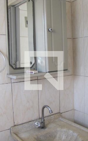 Casa à venda com 280m², 3 quartos e 3 vagasBanheiro Casa 2