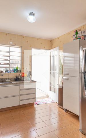 Casa à venda com 207m², 5 quartos e 3 vagasCozinha