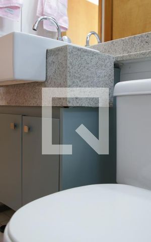 Apartamento para alugar com 75m², 2 quartos e 2 vagasBanheiro Social