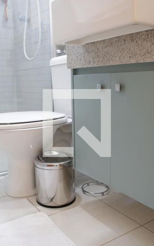 Apartamento para alugar com 75m², 2 quartos e 2 vagasBanheiro da Suíte