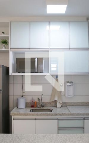 Apartamento para alugar com 75m², 2 quartos e 2 vagasCozinha